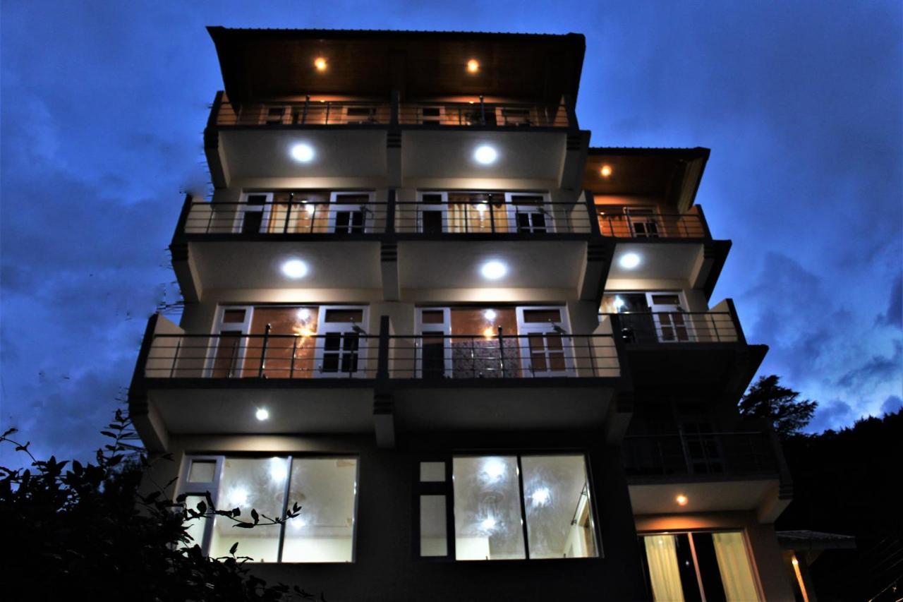 Nirvana Hills Hotel 3*